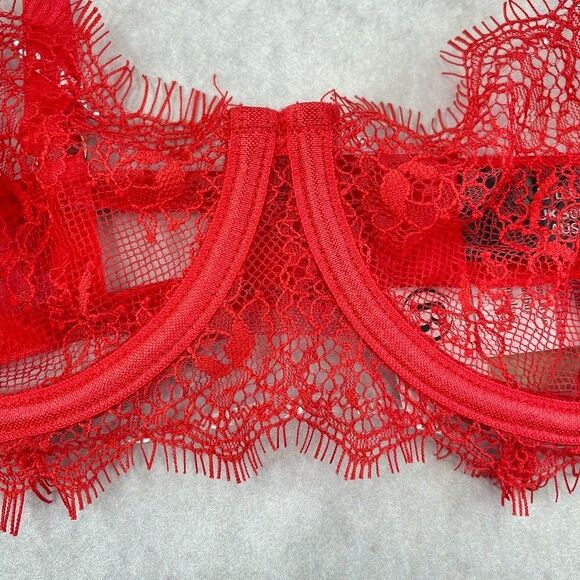 Bluebella Grace Bra Red Womens Size 30DD/E Lace Sheer Demi Bra Underwire NEW! - Picture 4 of 15